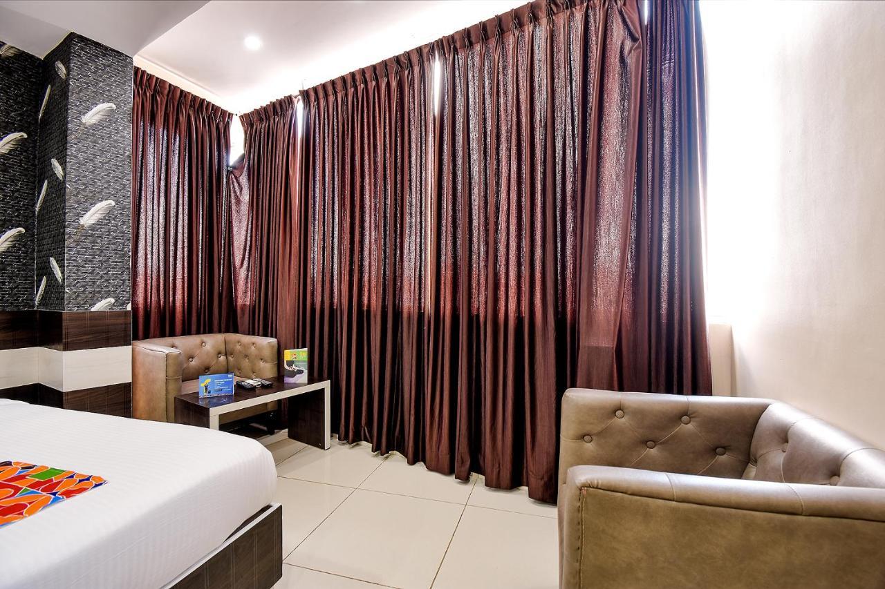 Fabhotel Rotano Suites - Yelahanka Бангалор Экстерьер фото