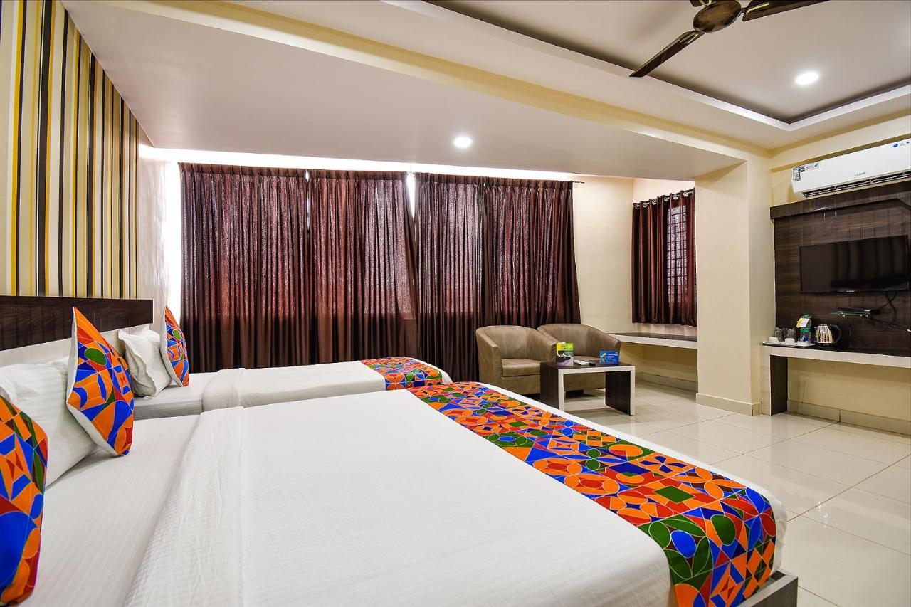 Fabhotel Rotano Suites - Yelahanka Бангалор Экстерьер фото